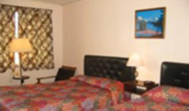 Riverview Motel Alton Room photo